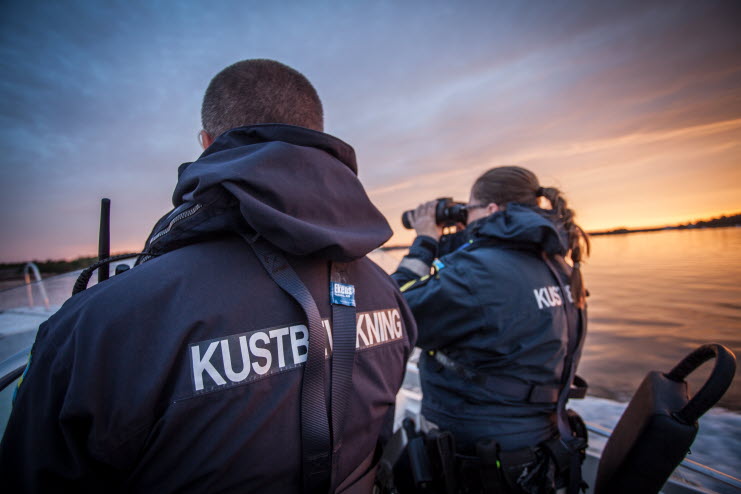 En av Kustbevakningens uppgifter är att se till att sjötrafikbestämmelser följs. Foto: Valdemar Lindekrantz